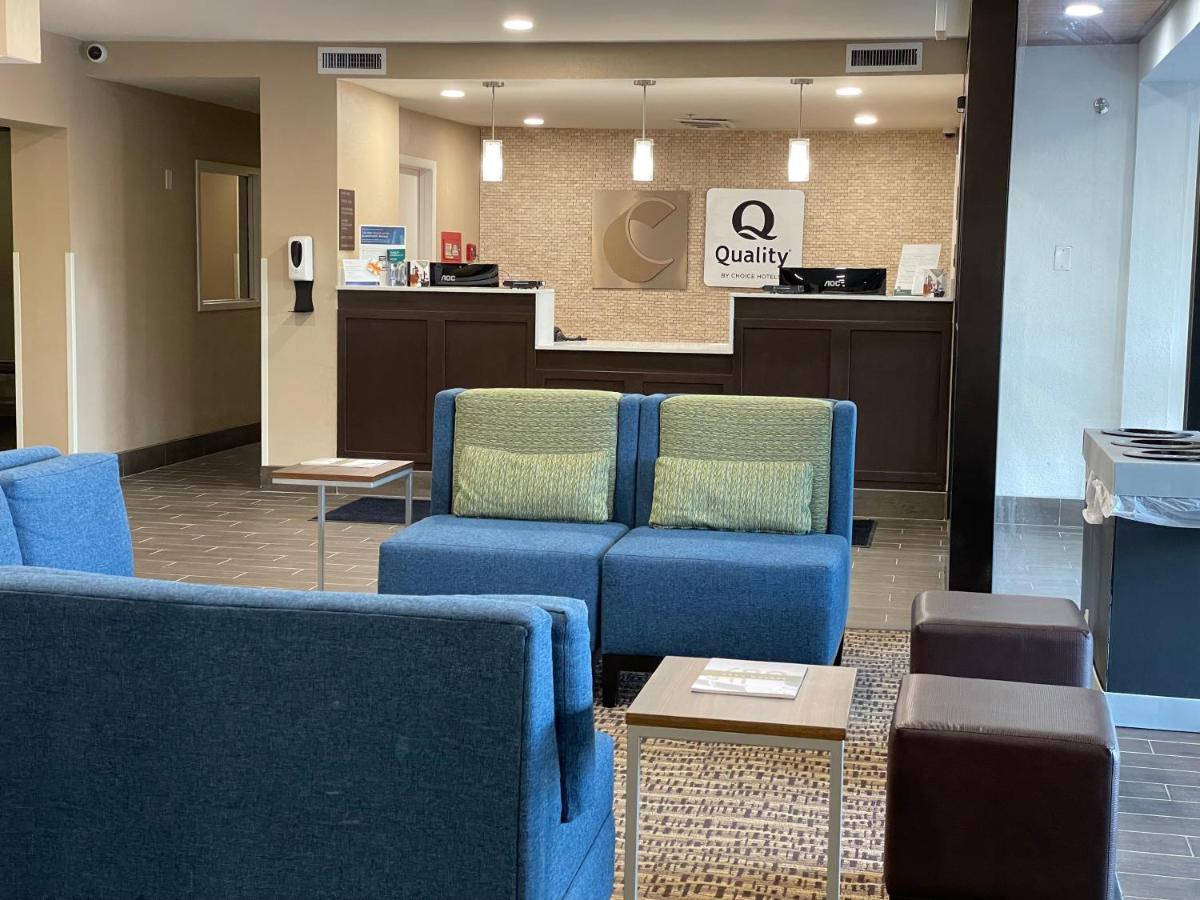 Quality Inn & Suites Spring Lake - Fayetteville Near Fort Bragg Екстериор снимка