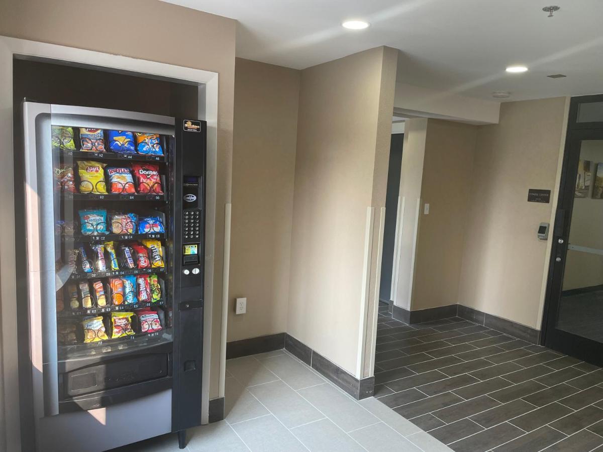 Quality Inn & Suites Spring Lake - Fayetteville Near Fort Bragg Екстериор снимка