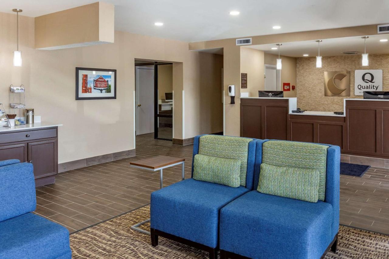 Quality Inn & Suites Spring Lake - Fayetteville Near Fort Bragg Екстериор снимка